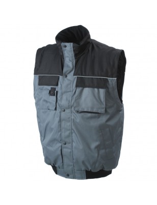 Durable, padded jacket with detachable sleeves