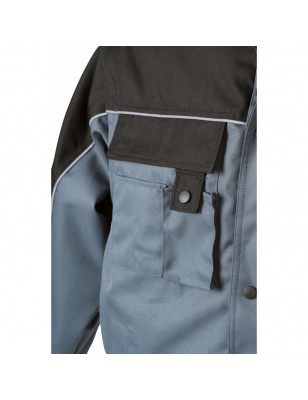 Durable, padded jacket with detachable sleeves