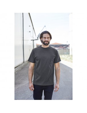 Classic T-shirt with breast pocket