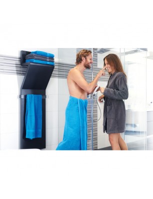 Bath towel in fashionable design