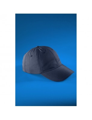 Functional 6 panel cap made of Coolmax® extreme