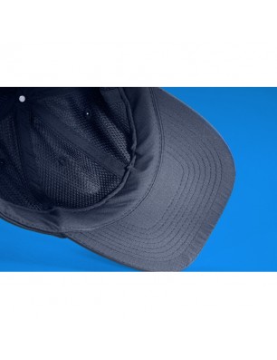 Functional 6 panel cap made of Coolmax® extreme