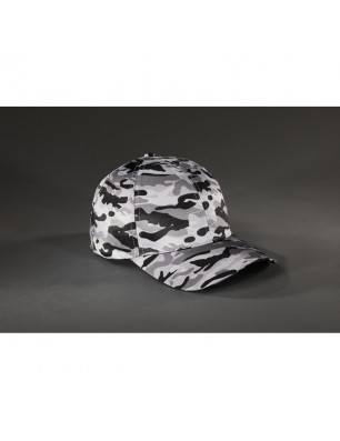 High-quality 6 panel cap in camouflage design