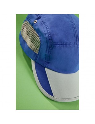 Extremely light functional 5 panel cap made of soft microfibre