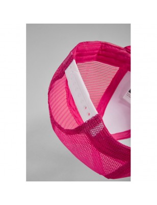 Stylish mesh cap with sandwich