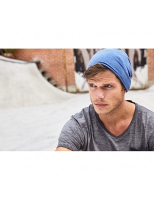 Fashionable beanie in casual style