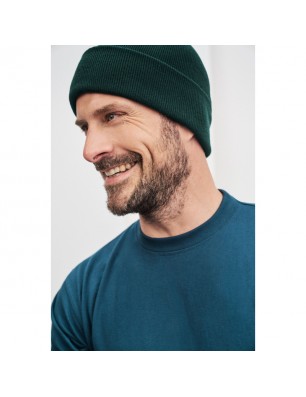 Classic knitted cap in a lot of colours