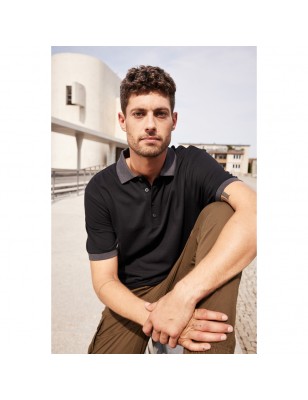 Classic polo shirt with contrasting collar and cuffs in piqué