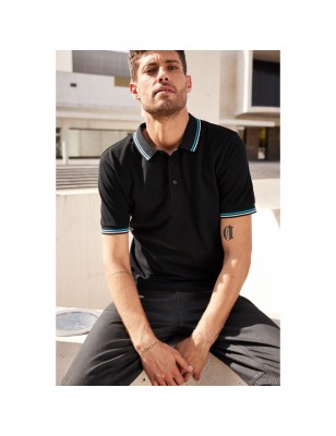 Classic polo shirt with contrasting stripes on collar and cuffs