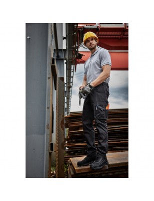 Light, durable slim-line workwear pants with functional details