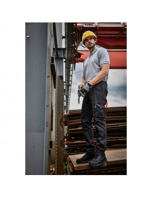 Light, durable slim-line workwear pants with functional details