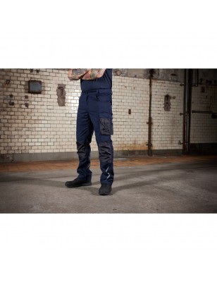 Specialized, lined work pants with functional details