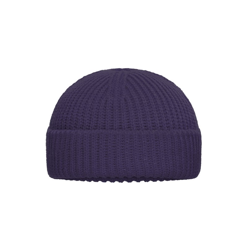 Trendy beanie with brim