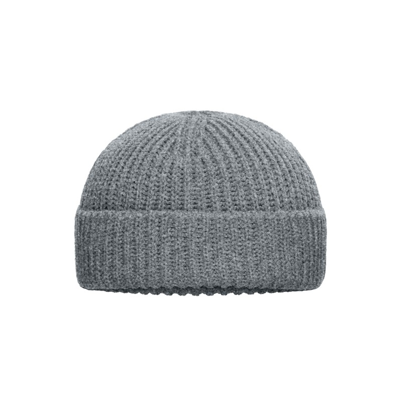 Trendy beanie with brim