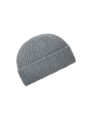 Trendy beanie with brim