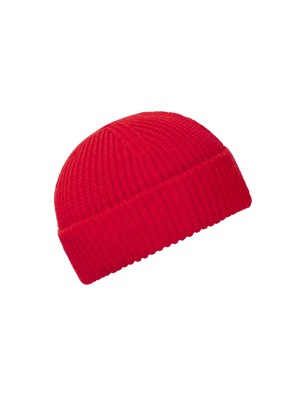 Trendy beanie with brim