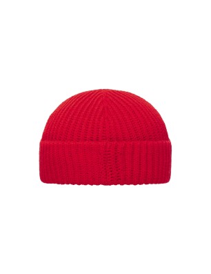 Trendy beanie with brim