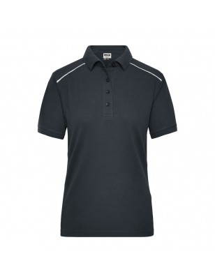 Hard-wearing and easy-care polo shirt with contrasting piping